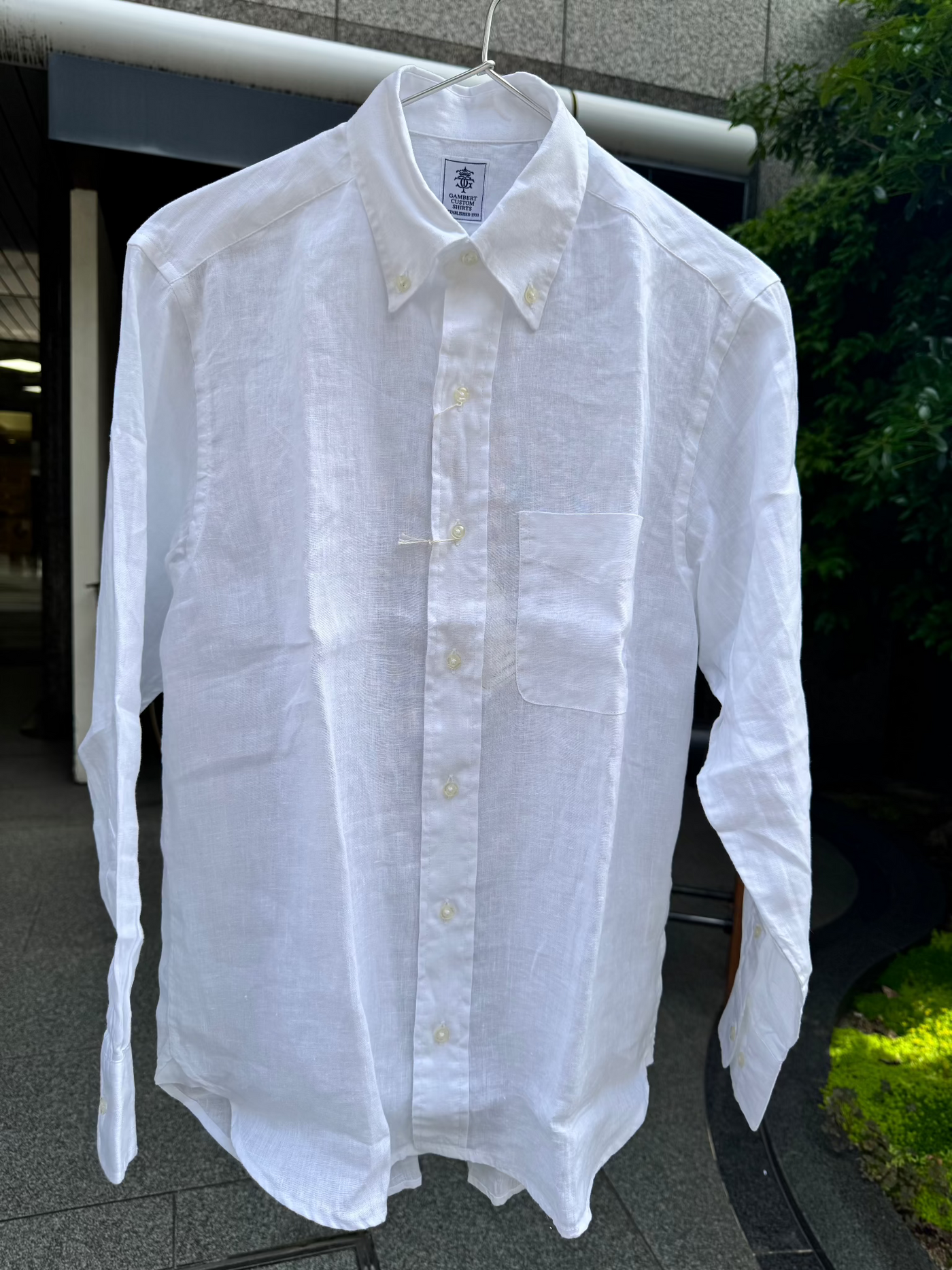 ニャッキ　Gambert Custom Shirt 白シャツ GAMBERT CUSTOM SHIRTS リネン ホワイト – Kubo Classic Style